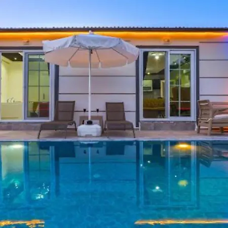 Villa Saribelen Village 2 Bedroom 3624